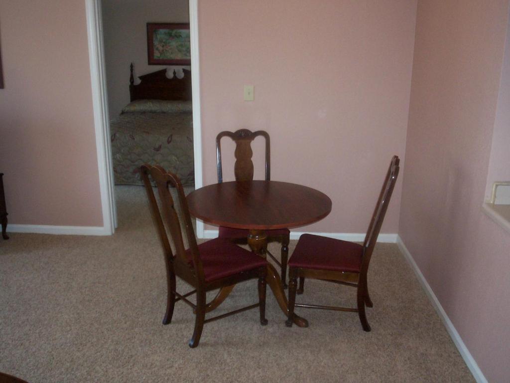 Rime Garden Inn & Suites Irondale Quarto foto
